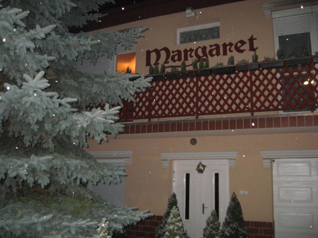Margaret Apartman Egerszalók Quarto foto