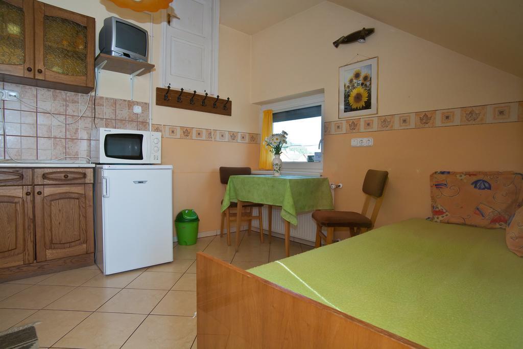 Margaret Apartman Egerszalók Quarto foto